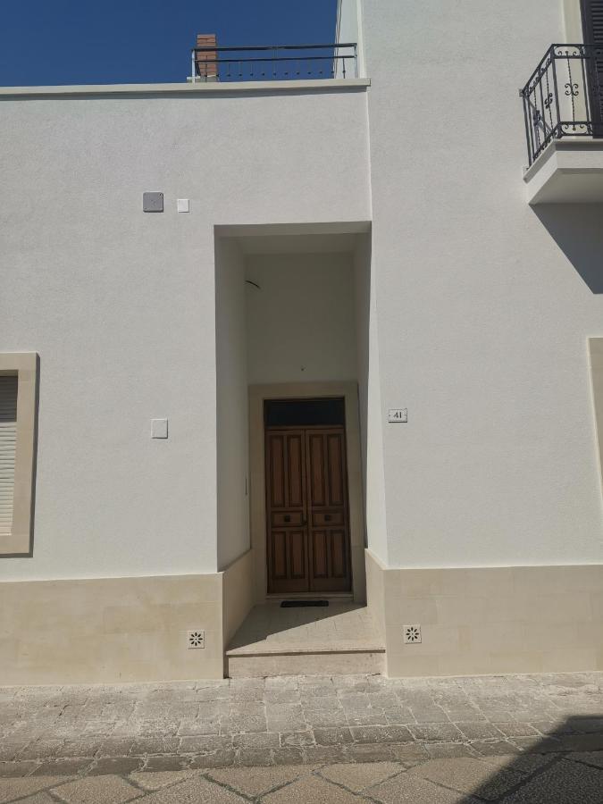 Casa Rica Hotel Lequile Exterior photo