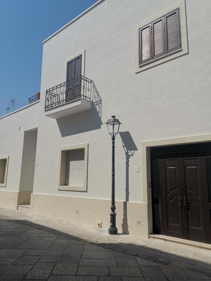 Casa Rica Hotel Lequile Exterior photo